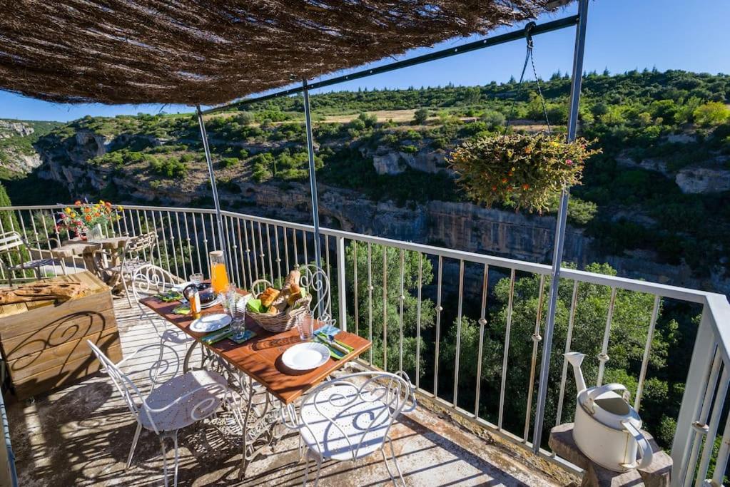 Le Brianyourhosthelper Apartment Минерв Екстериор снимка