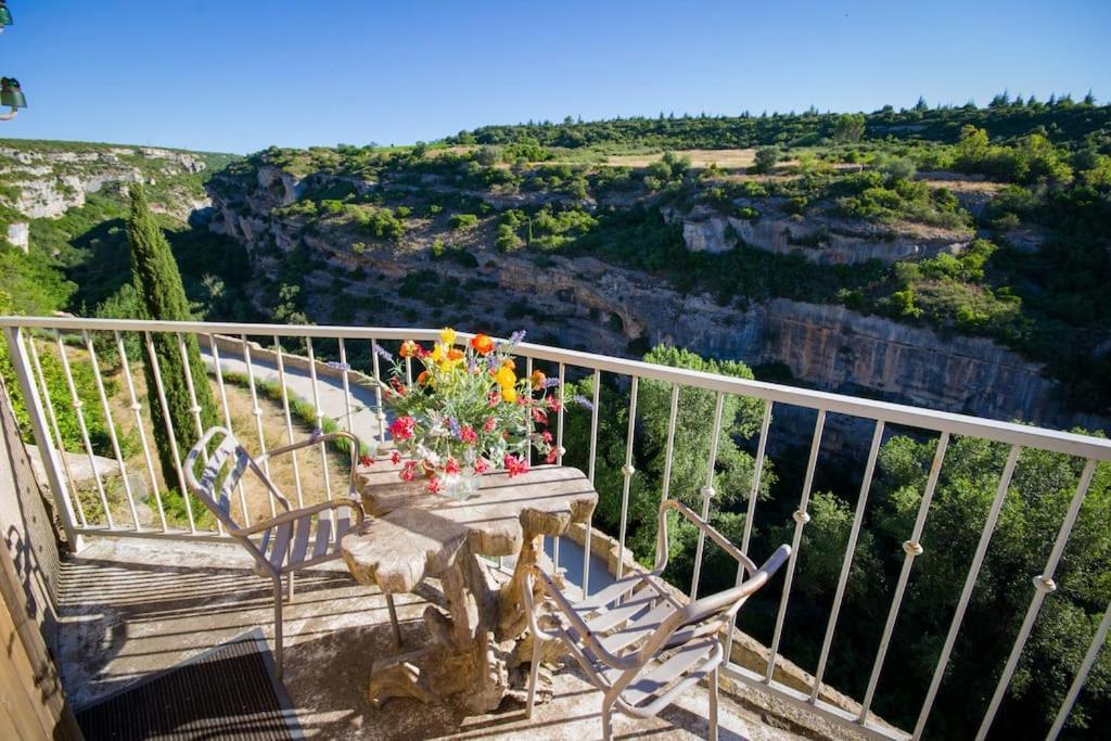 Le Brianyourhosthelper Apartment Минерв Екстериор снимка