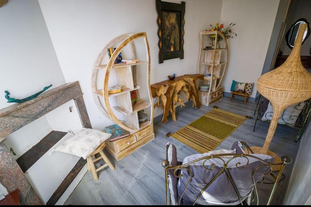 Le Brianyourhosthelper Apartment Минерв Екстериор снимка
