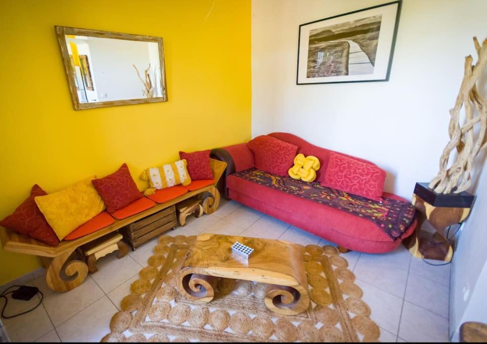 Le Brianyourhosthelper Apartment Минерв Екстериор снимка